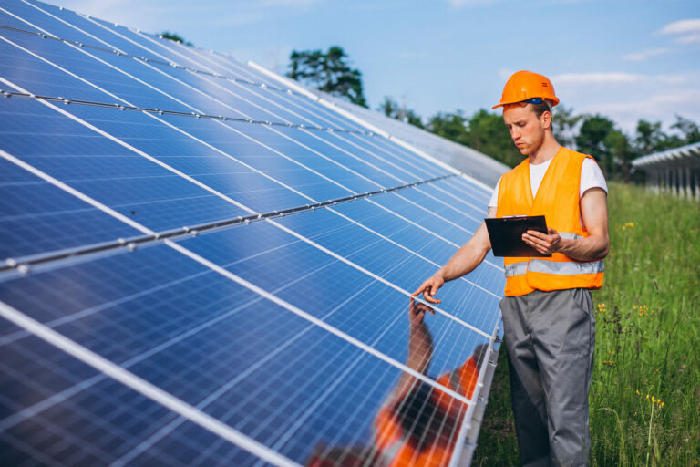 5 motivos para você ter uma ferramenta única de gestão para redes de franquias de energia solar